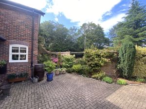Front Garden Area- click for photo gallery